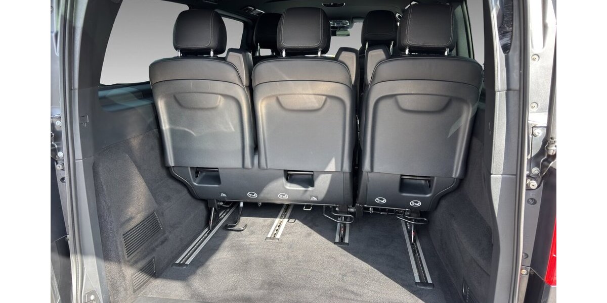 Mercedes-Benz V 300 d 4M lang AMG Leder Mbux StdHz AHK 19` 72.244 km 54.400 &euro; Wuppertal 42327