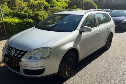 VW Golf 124.000 km 5.290 &euro; Wuppertal 42115