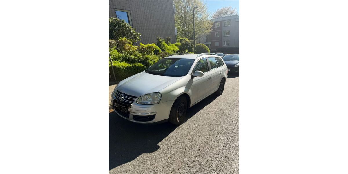 VW Golf 124.000 km 5.290 &euro; Wuppertal 42115
