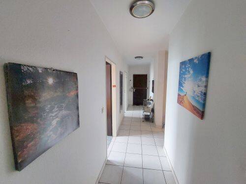 Etagenwohnung Düsseldorf Unterrath - 3 Zimmer, 83 m&sup2;, 299.000&euro; | Angebot:25770033