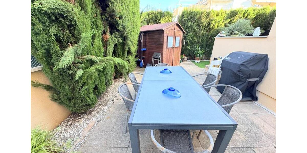 Ferienimmobilie Wuppertal Unterbarmen - 1.500&euro; | Angebot:23796115