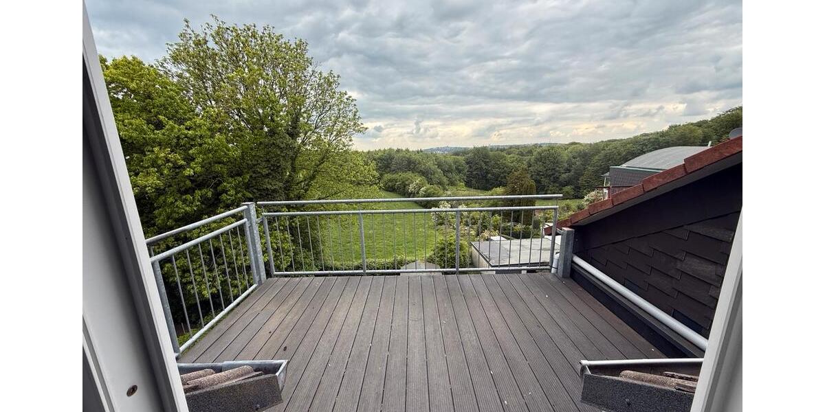 Dachgeschoßwohnung Remscheid Gemarkung Bergisch Born - 2 Zimmer, 75 m&sup2;, 600&euro; | Angebot:26515545
