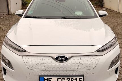 Hyundai KONA Elektro 34.000 km 21.500 &euro; Monheim 40789