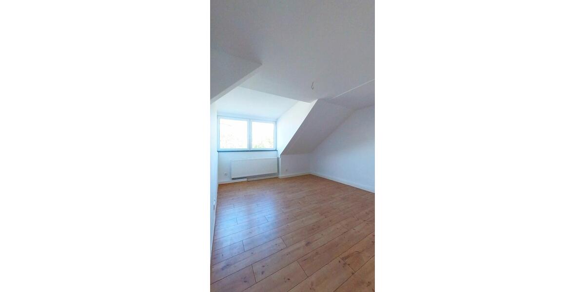 Etagenwohnung Essen Huttrop - 3 Zimmer, 75 m&sup2;, 1.000&euro; | Angebot:24728479