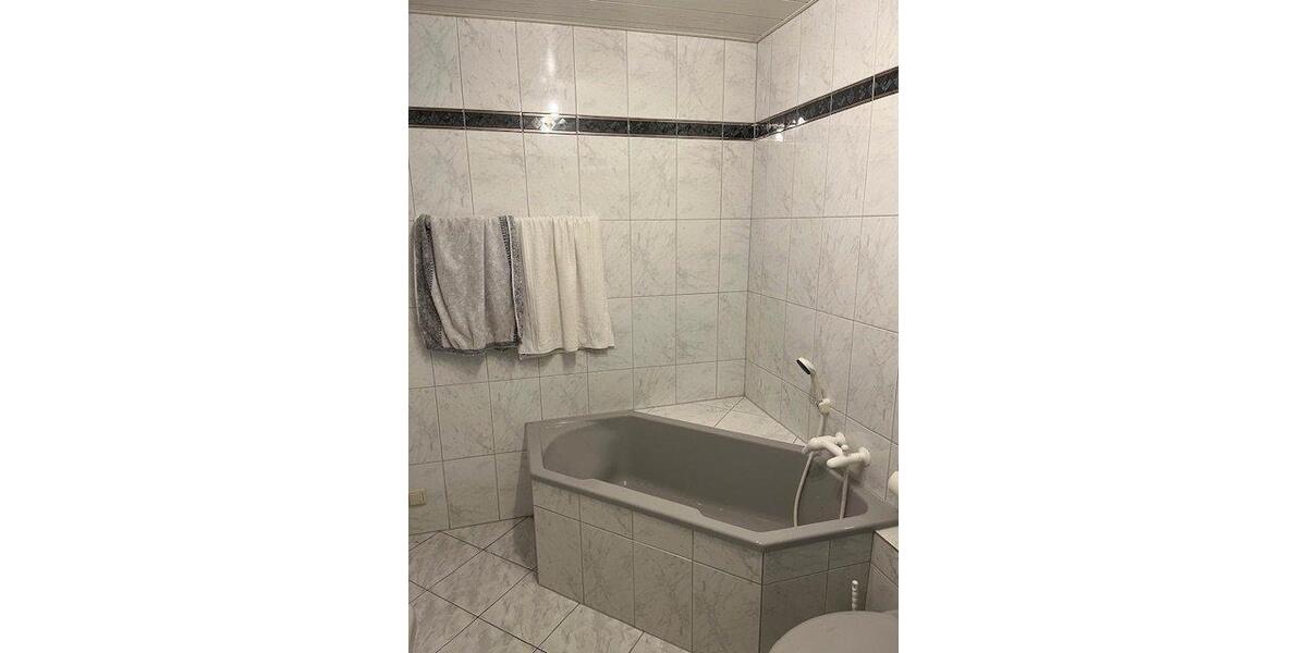 Etagenwohnung Mettmann - 4 Zimmer, 116 m&sup2;, 460.000&euro; | Angebot:26083158