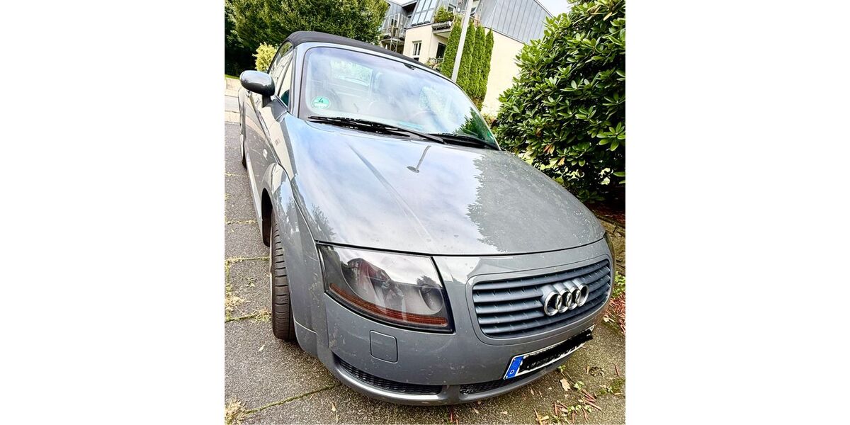 Audi TT 129.000 km 10.900 &euro; Bochum 44795