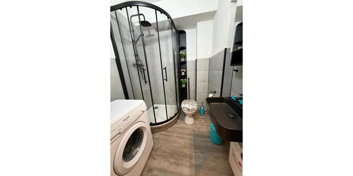 Etagenwohnung Essen Stadtkern - 1.5 Zimmer, 33 m&sup2;, 749&euro; | Angebot:26022706