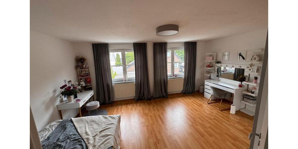Reihenhaus Solingen Central - 4 Zimmer, 150 m&sup2;, 525.000&euro; | Angebot:26431629