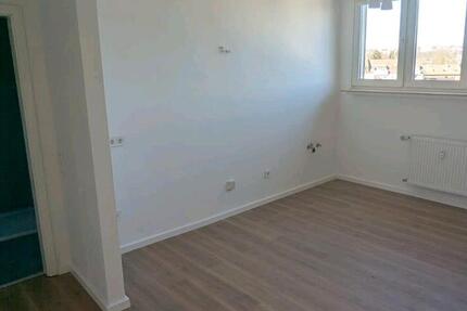 Wohnung Wuppertal Barmen - 2 Zimmer, 80 m&sup2;, 738&euro; | Angebot:25514451