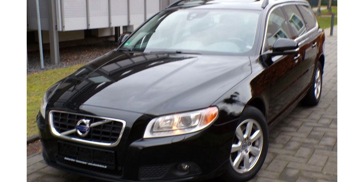 Volvo V70 325.000 km 4.840 &euro; Düsseldorf 40468