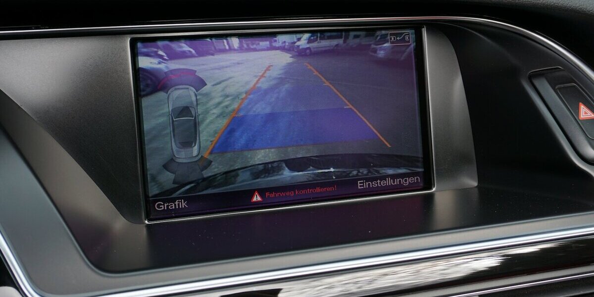 Audi RS5 4.2 1.Hd. B&O MMI 280km/h Carbon Exklusiv 47.641 km 58.900 &euro; Wuppertal 42327