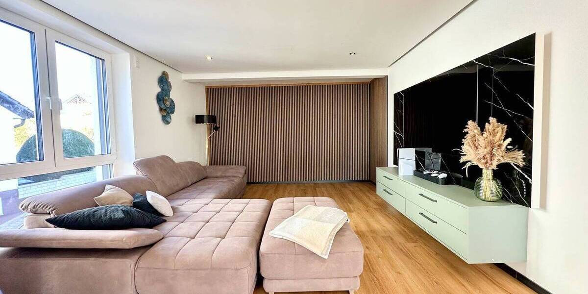 Einfamilienhaus Solingen / Wald Wald - 8 Zimmer, 323 m&sup2;, 1.190.000&euro; | Angebot:26043666