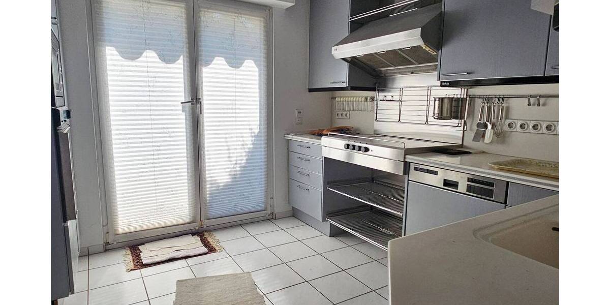 Einfamilienhaus Solingen Gräfrath - 3 Zimmer, 140 m&sup2;, 1.680&euro; | Angebot:26502717