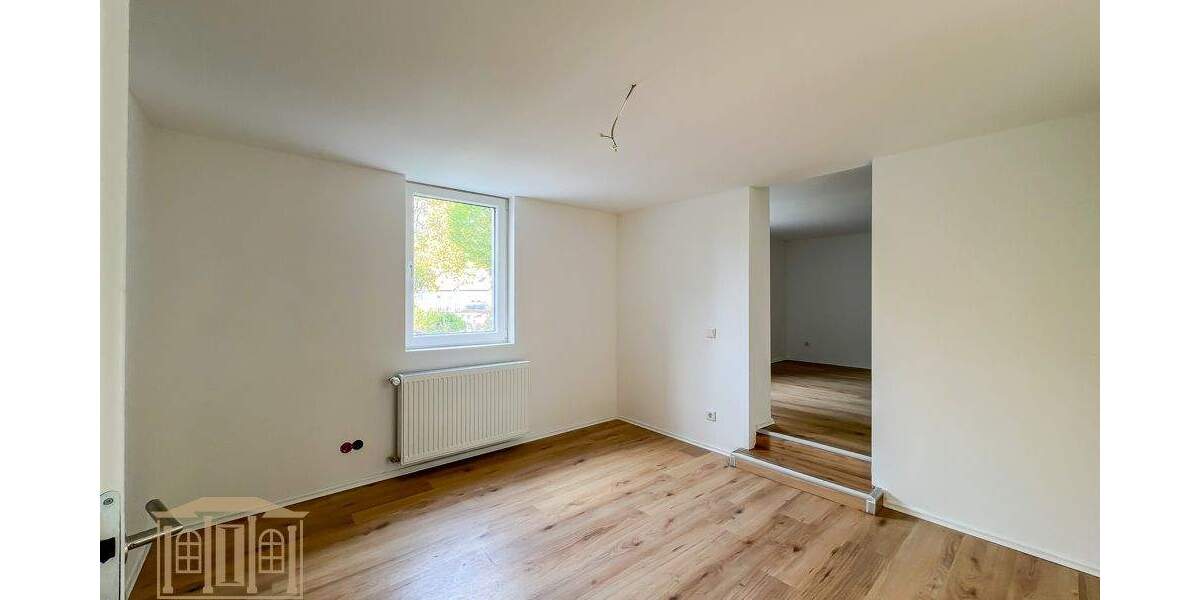 Einfamilienhaus Remscheid Lüttringhausen - 1 Zimmer, 249 m&sup2;, 399.500&euro; | Angebot:25728100