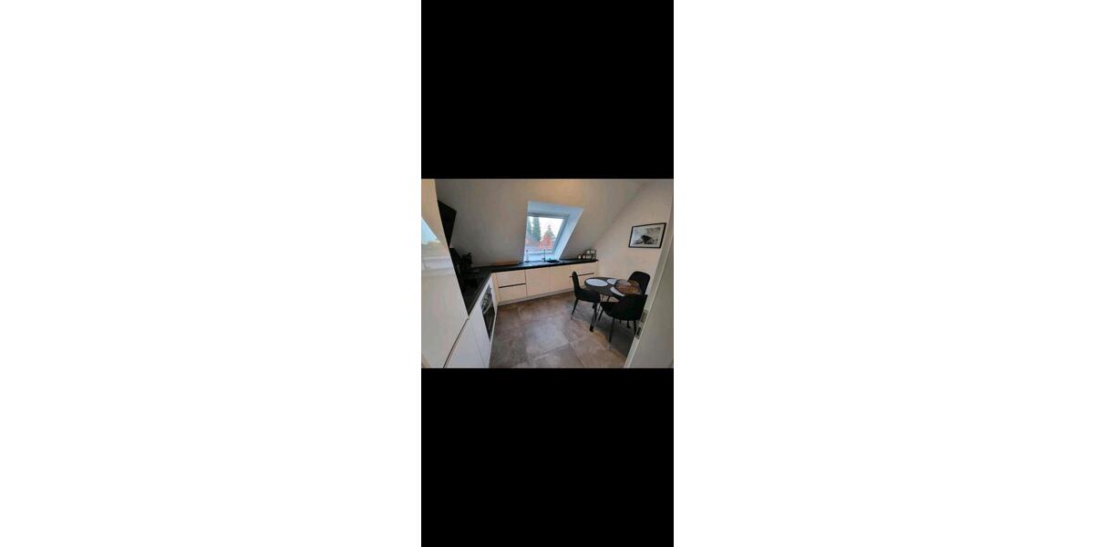 Dachgeschoßwohnung Bochum Bochum-Südwest - 2 Zimmer, 60 m&sup2;, 1.050&euro; | Angebot:26640727