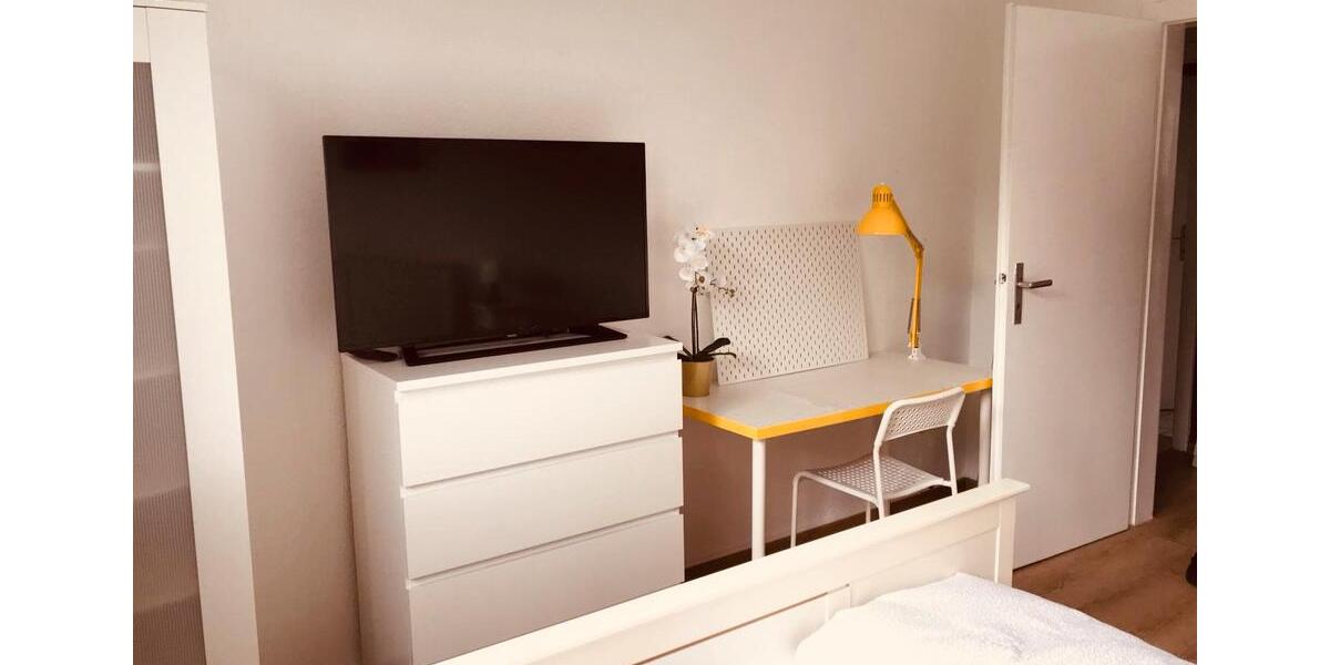 Etagenwohnung Essen Stadtkern - 1 Zimmer, 34 m&sup2;, 800&euro; | Angebot:25824119