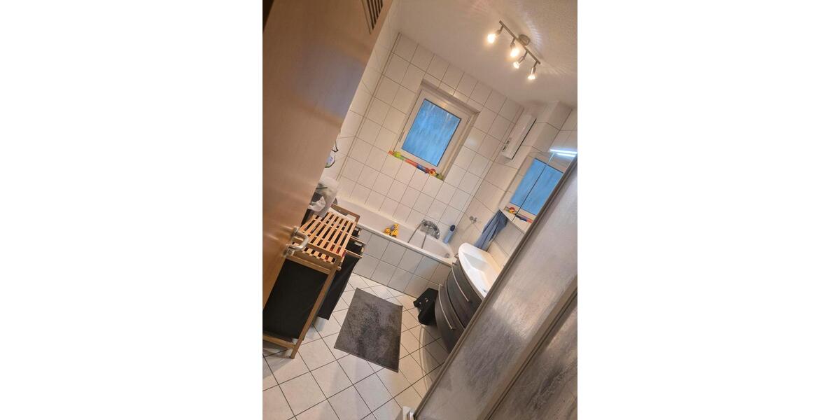 Etagenwohnung Wuppertal Gemarkung Elberfeld - 3 Zimmer, 87 m&sup2;, 702&euro; | Angebot:25994259