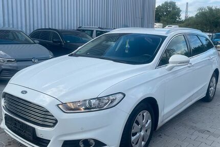 Ford Mondeo 220.000 km 5.450 &euro; Essen 45356