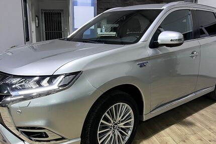 Mitsubishi Outlander 70.750 km 22.900 &euro; Wuppertal 42327