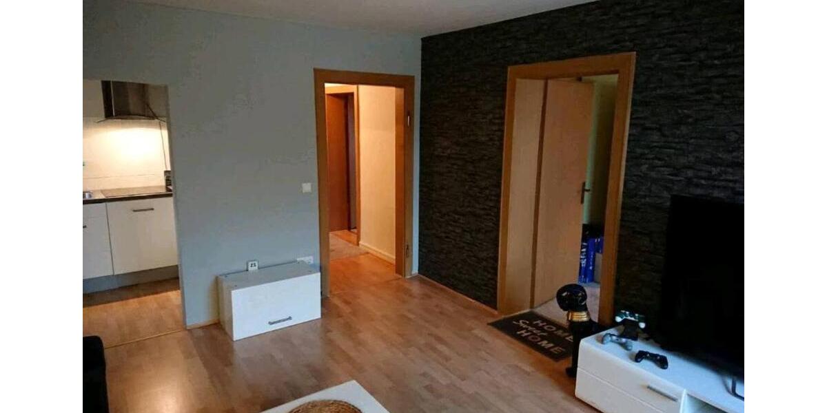 Dachgeschoßwohnung Wermelskirchen - 3.5 Zimmer, 60 m&sup2;, 135.000&euro; | Angebot:25887273