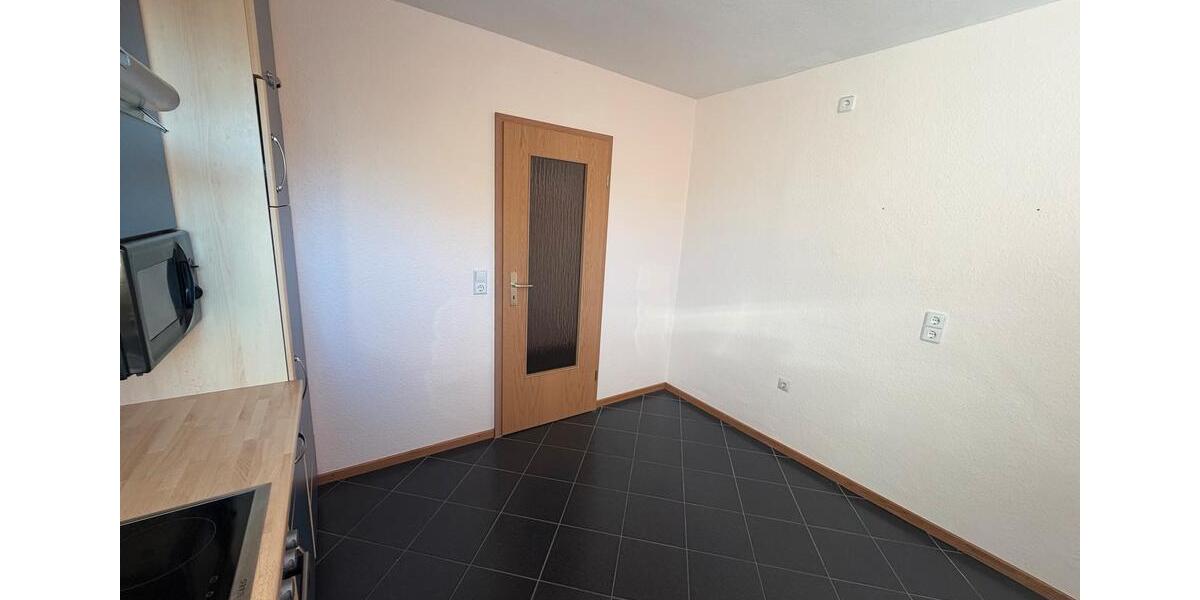 Dachgeschoßwohnung Remscheid Reinshagen - 1 Zimmer, 68 m&sup2;, 590&euro; | Angebot:26491225