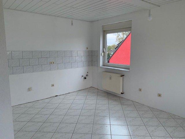 Etagenwohnung Solingen Central - 2 Zimmer, 72 m&sup2;, 650&euro; | Angebot:26632060