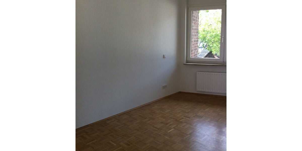 Essen-Frohnhausen 4,5 Zimmer - 120qm Maisonettewohnung mit modernem Bad - modernisiert - Penthouse - Maisonettenwohnung Essen Stadtbezirk III | Angebot:26490993
