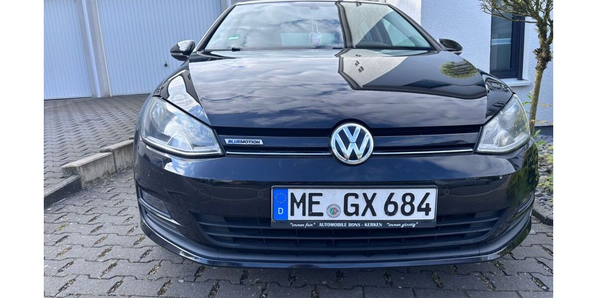 VW Golf 129.000 km 8.900 &euro; Velbert 42549