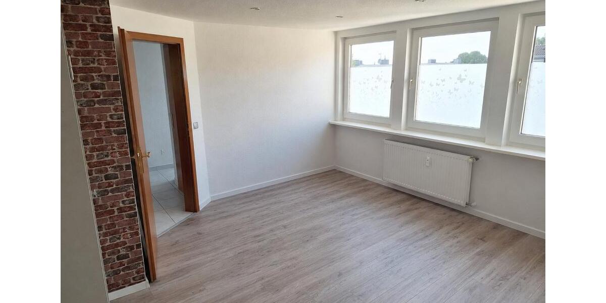 Dachgeschoßwohnung Essen Stadtbezirk VIII - 2 Zimmer, 60 m&sup2;, 540&euro; | Angebot:26489823