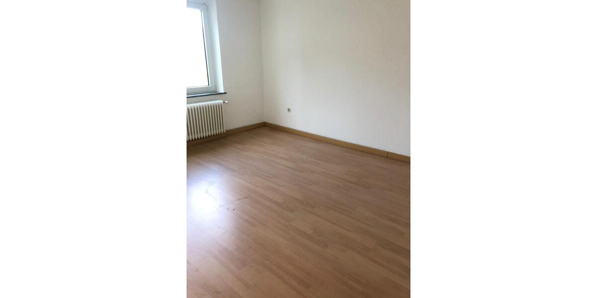 Etagenwohnung Remscheid - 3 Zimmer, 71 m&sup2;, 179.000&euro; | Angebot:26080133