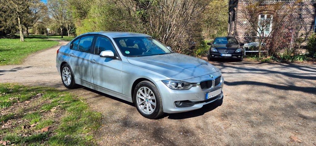 BMW 320 72.500 km 13.200 &euro; Düsseldorf 40233