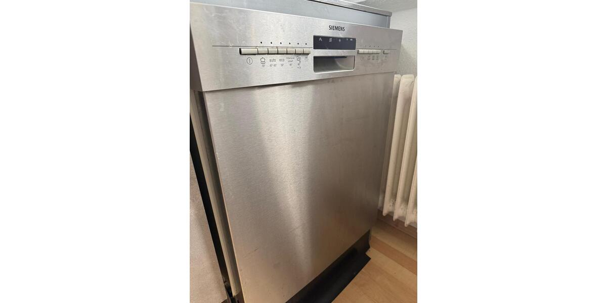 Etagenwohnung Essen Stadtbezirk II - 3 Zimmer, 82 m&sup2;, 902&euro; | Angebot:25963993