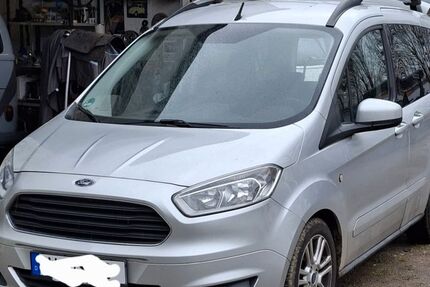 Ford Tourneo Courier 135.000 km 6.500 &euro; Wuppertal 42327