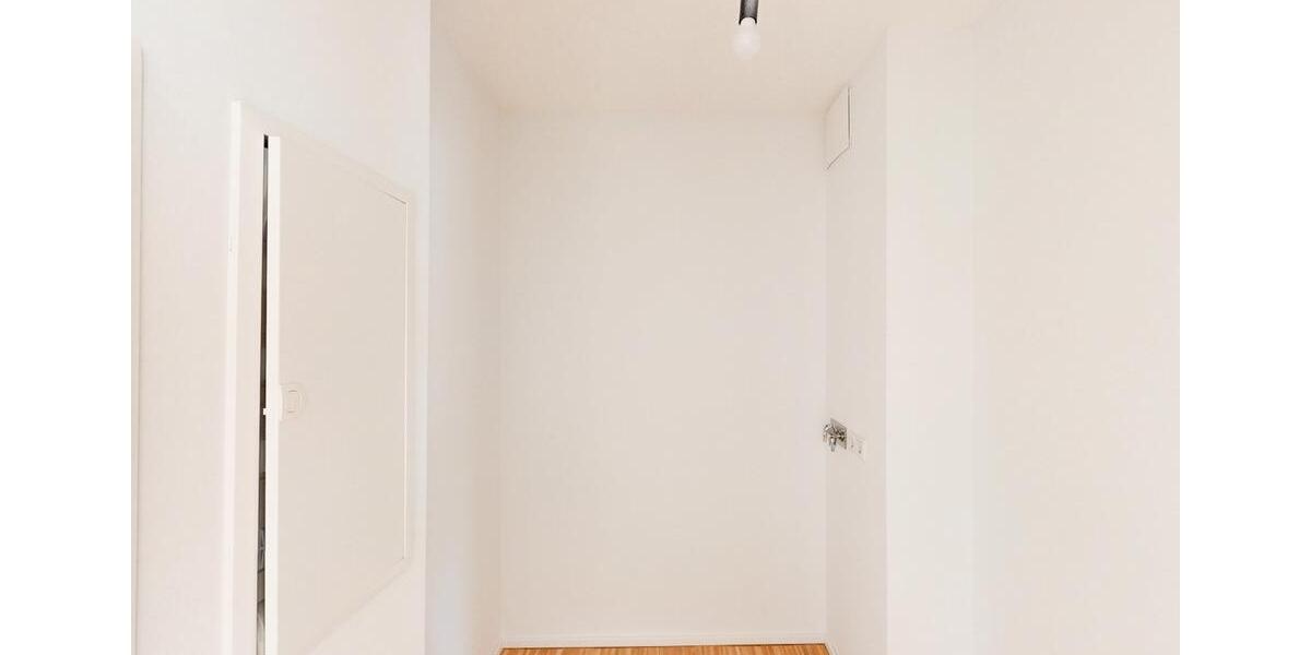 Etagenwohnung Düsseldorf Stadtbezirk 6 - 3 Zimmer, 85 m&sup2;, 1.415&euro; | Angebot:25805456