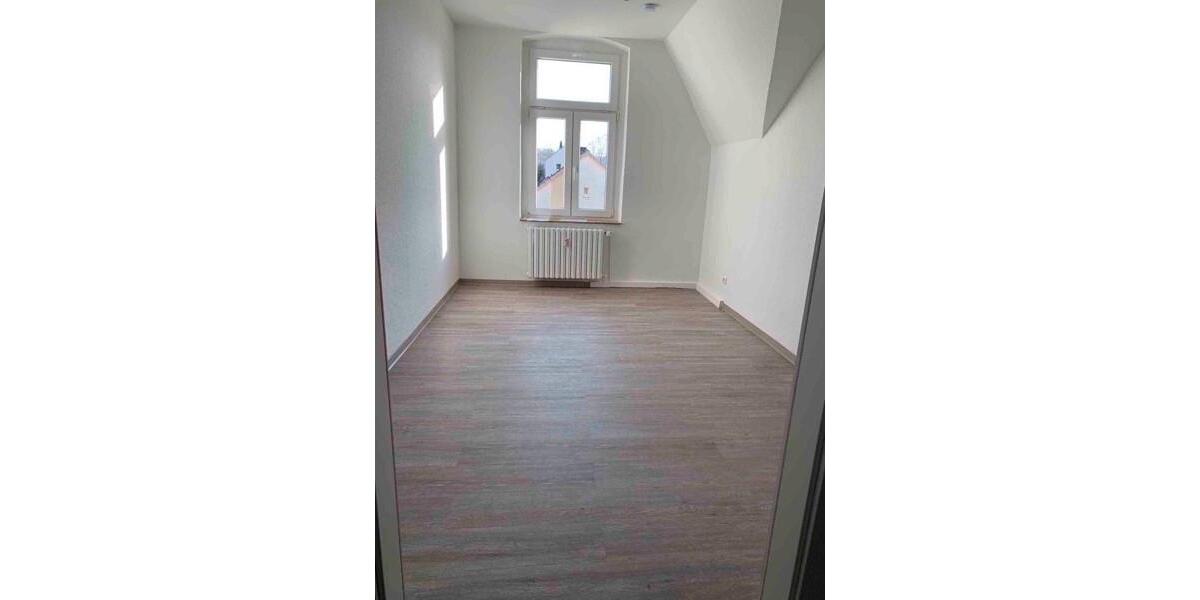 Dachgeschoßwohnung Bochum Bochum-Mitte - 3 Zimmer, 67 m&sup2;, 589&euro; | Angebot:22707222