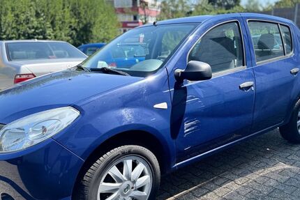 Dacia Sandero 77.330 km 850 &euro; Wuppertal 42285