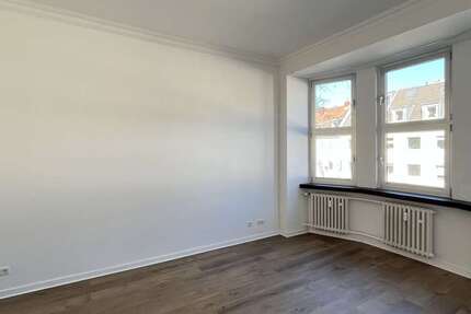 Wohnung Düsseldorf Düsseltal - 3 Zimmer, 114 m&sup2;, 545.000&euro; | Angebot:25833734