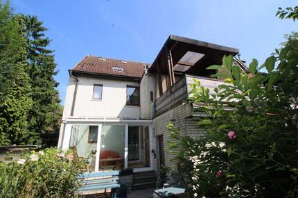 Haus Mülheim an der Ruhr Styrum - 8 Zimmer, 143 m&sup2;, 349.000&euro; | Angebot:25683303