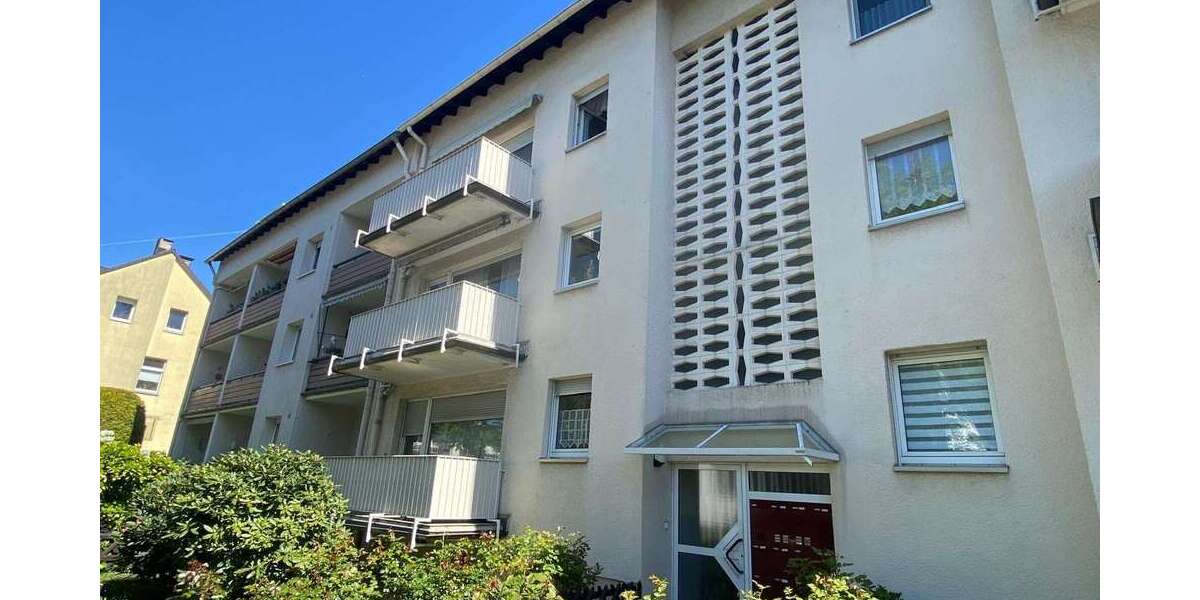 Etagenwohnung Solingen Central - 2 Zimmer, 67 m&sup2;, 140.000&euro; | Angebot:26857051