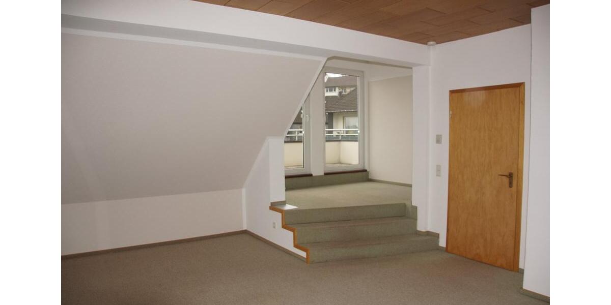 Dachgeschoßwohnung Ennepetal - 2 Zimmer, 79 m&sup2;, 400&euro; | Angebot:26532664