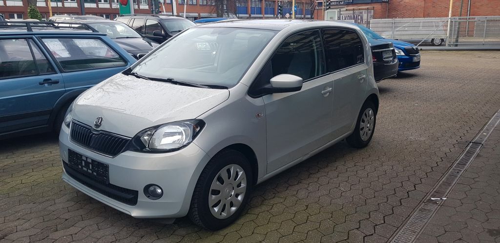 Skoda Citigo 135.000 km 5.599 &euro; Düsseldorf 40231