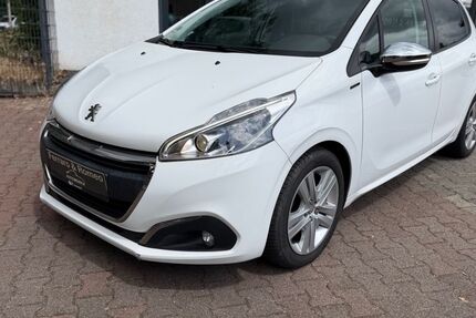 Peugeot 208 130.023 km 4.999 &euro; Gelsenkirchen 45884