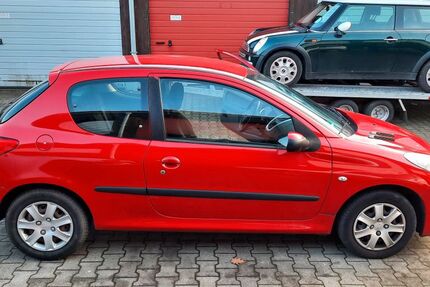 Peugeot 206 165.000 km 999 &euro; Gelsenkirchen 45884