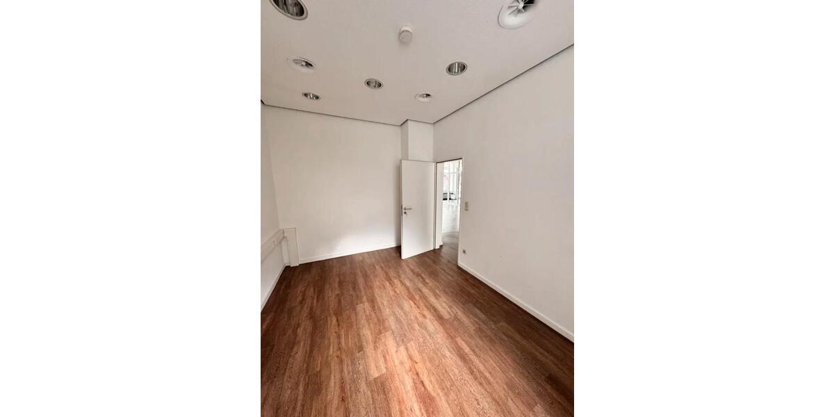 Gewerbeobjekt Essen Stadtbezirk VIII - 1.300&euro; | Angebot:25276991