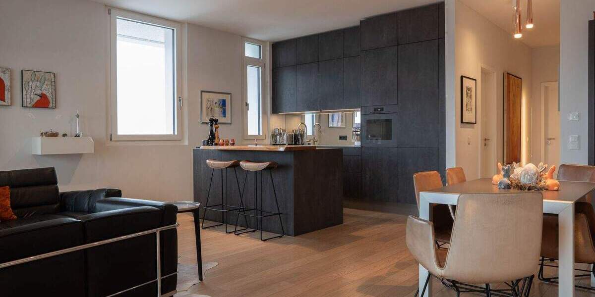 Etagenwohnung Düsseldorf Düsseltal - 4 Zimmer, 129 m&sup2;, 1.250.000&euro; | Angebot:25877193