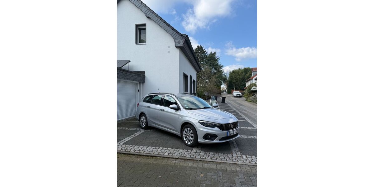 Fiat Tipo 136.000 km 8.750 &euro; Solingen 42697