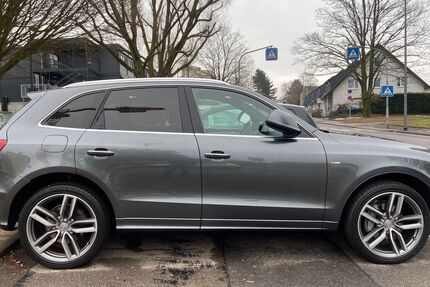Audi Q5 179.000 km 18.800 &euro; Remscheid 42899