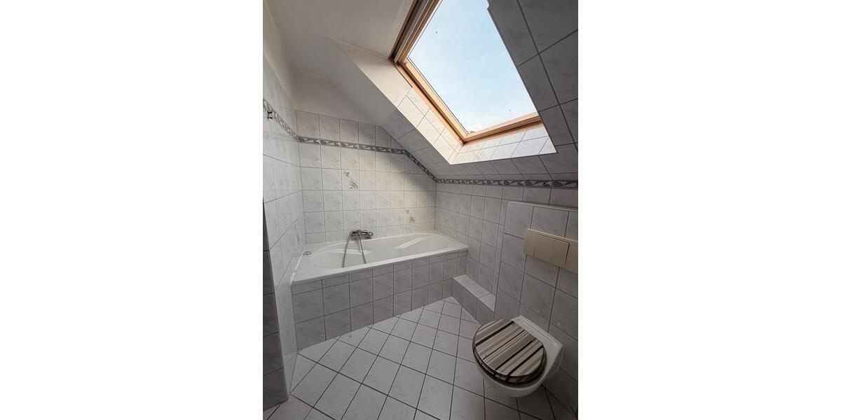 Dachgeschoßwohnung Witten Heven - 2.5 Zimmer, 55 m&sup2;, 400&euro; | Angebot:25949003