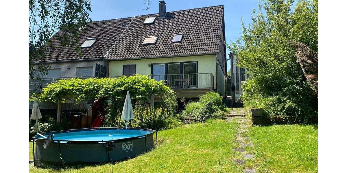 Einfamilienhaus Solingen Mitte - 9 Zimmer, 180 m&sup2;, 350.000&euro; | Angebot:27084136