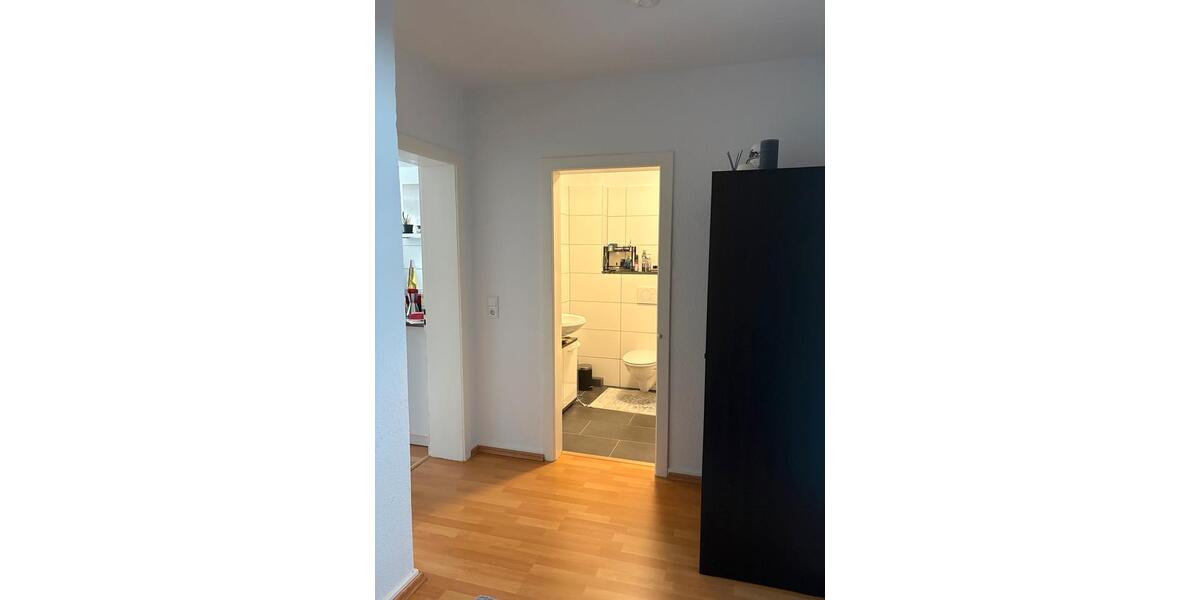 Etagenwohnung Wuppertal Gemarkung Elberfeld - 2 Zimmer, 68 m&sup2;, 684&euro; | Angebot:25379989